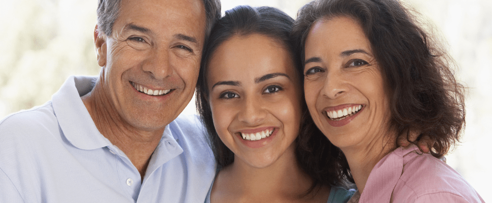 tus padres cumplen 65 años? esto debes saber sobre medicare